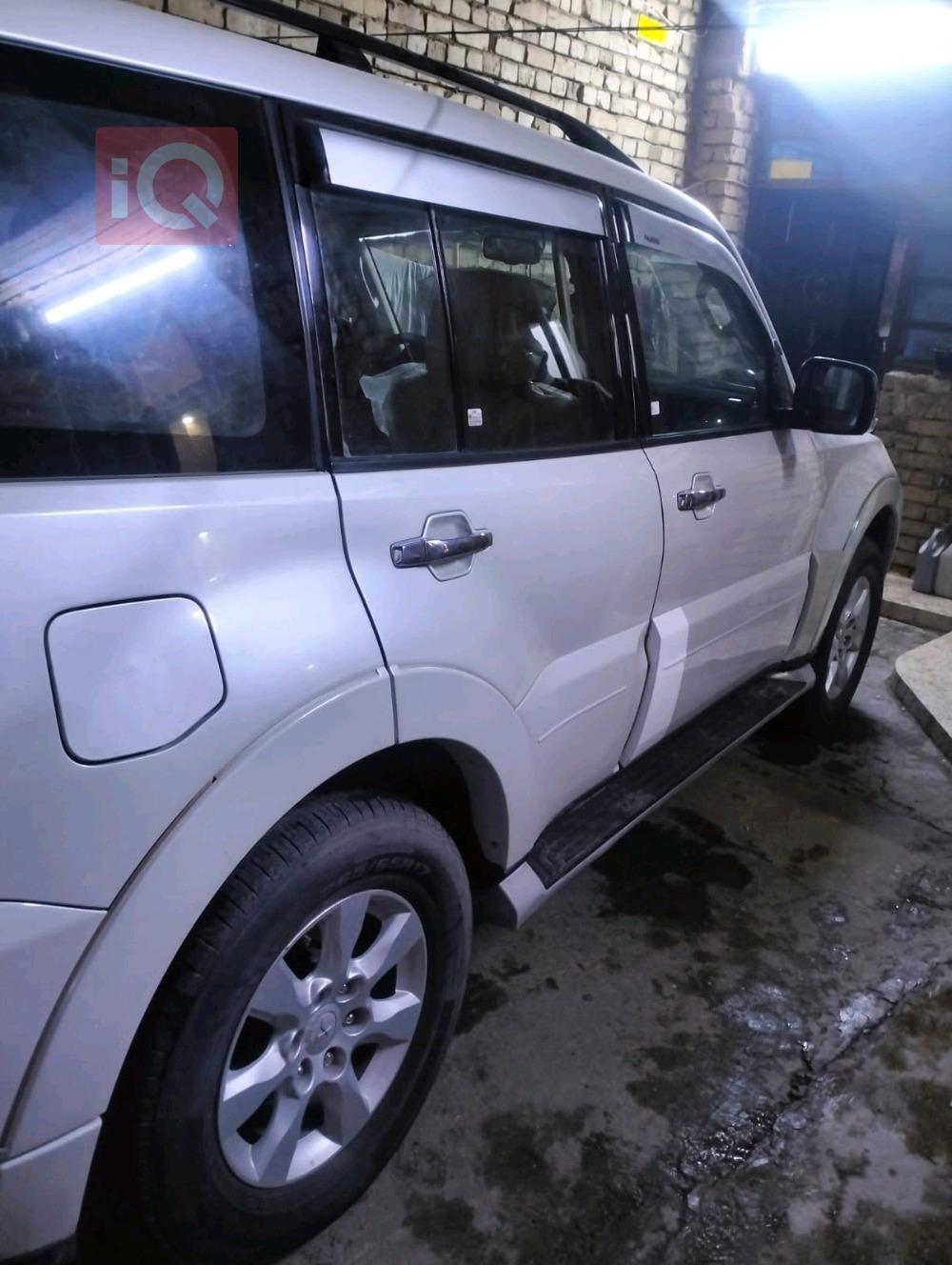 ميتسوبيشي باجيرو